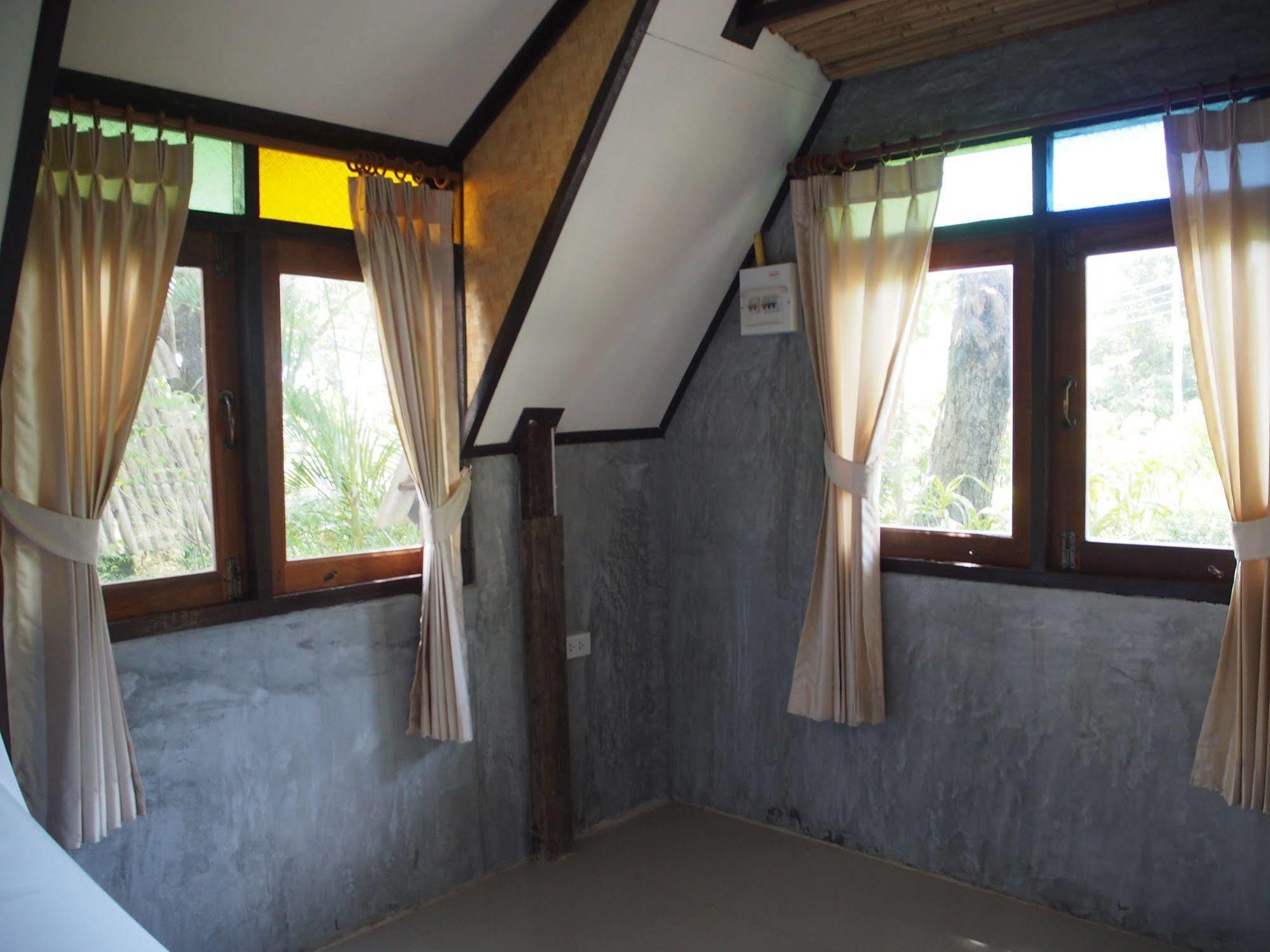 Lanta Happy Hill Hotel Ko Lanta Eksteriør billede